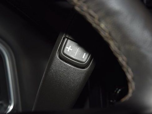 Used 2024 GMC Sierra 2500 Denali Ultimate image 40