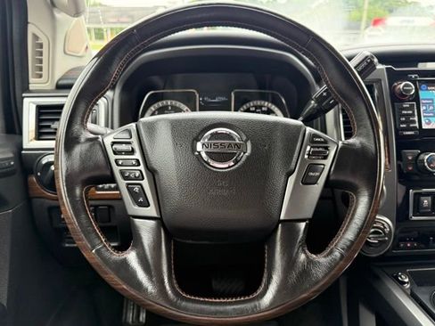 Used 2018 Nissan Titan Platinum Reserve w/ Platinum Utility Package image 36