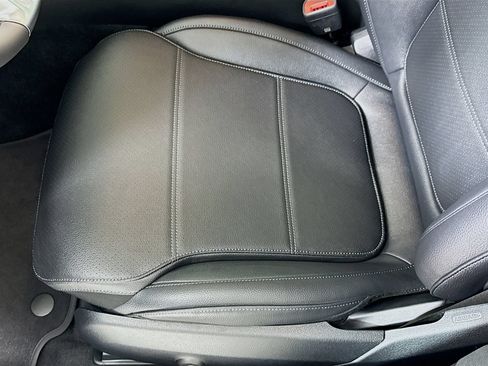 Used 2026 Mercedes-Benz C 300 4MATIC Sedan image 20