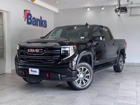 Certified 2024 GMC Sierra 1500 AT4 w/ AT4 Preferred Package AWD/4WD image 2