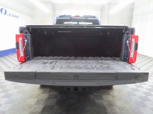 Used 2024 Ford F250 Platinum image 45