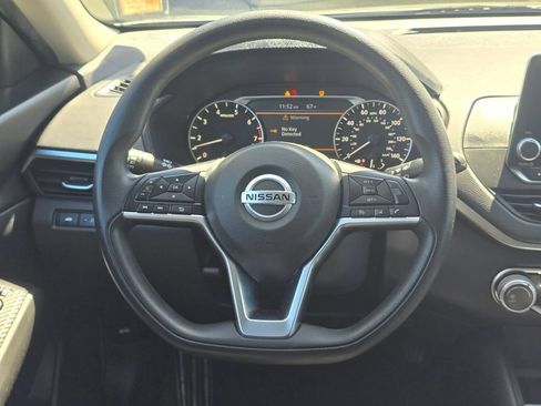 Used 2020 Nissan Altima 2.5 S FWD image 19