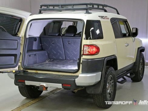 Used 2008 Toyota FJ Cruiser 4WD image 18