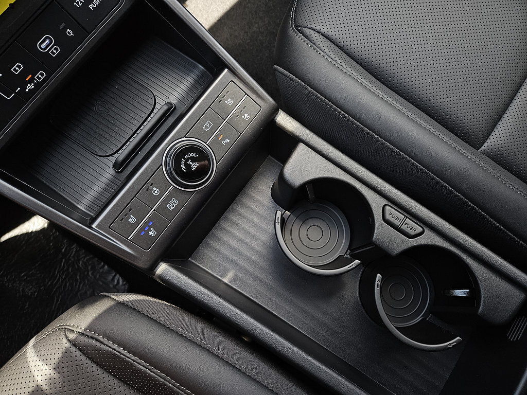 New 2026 Hyundai Kona Limited AWD/4WD image 19