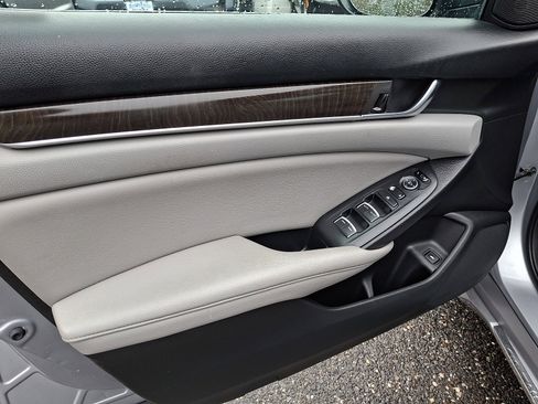 Certified 2020 Honda Accord EX image 16