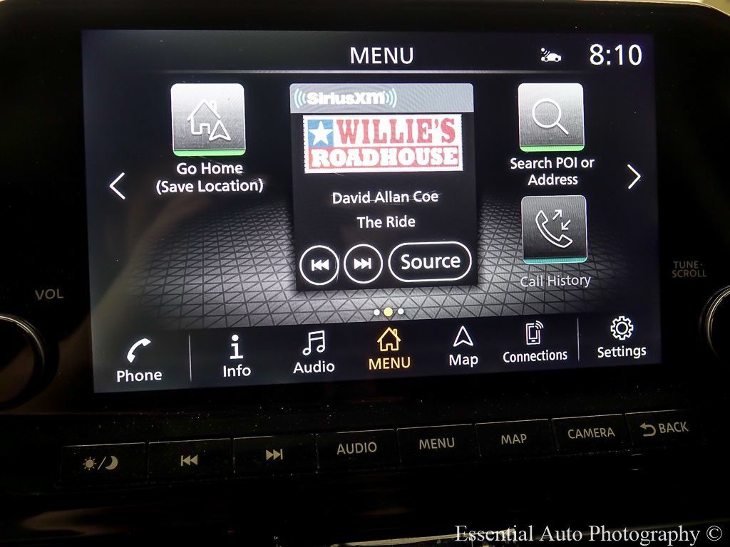 Used 2025 Nissan Pathfinder SL AWD/4WD image 16