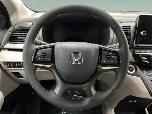 New 2026 Honda Odyssey EX-L image 12
