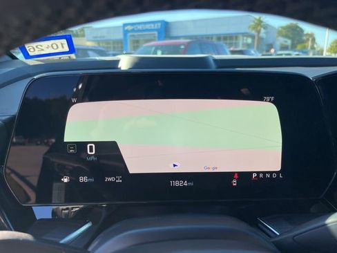 Used 2025 Chevrolet Suburban Z71 w/ Comfort Package image 20