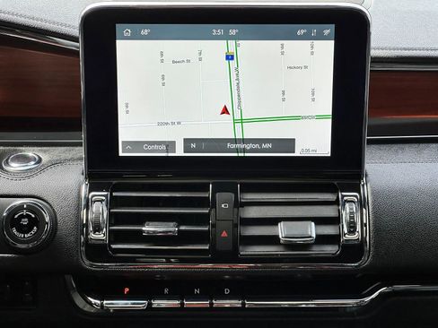 Used 2020 Lincoln Navigator L Reserve w/ Luxury Package AWD/4WD image 16