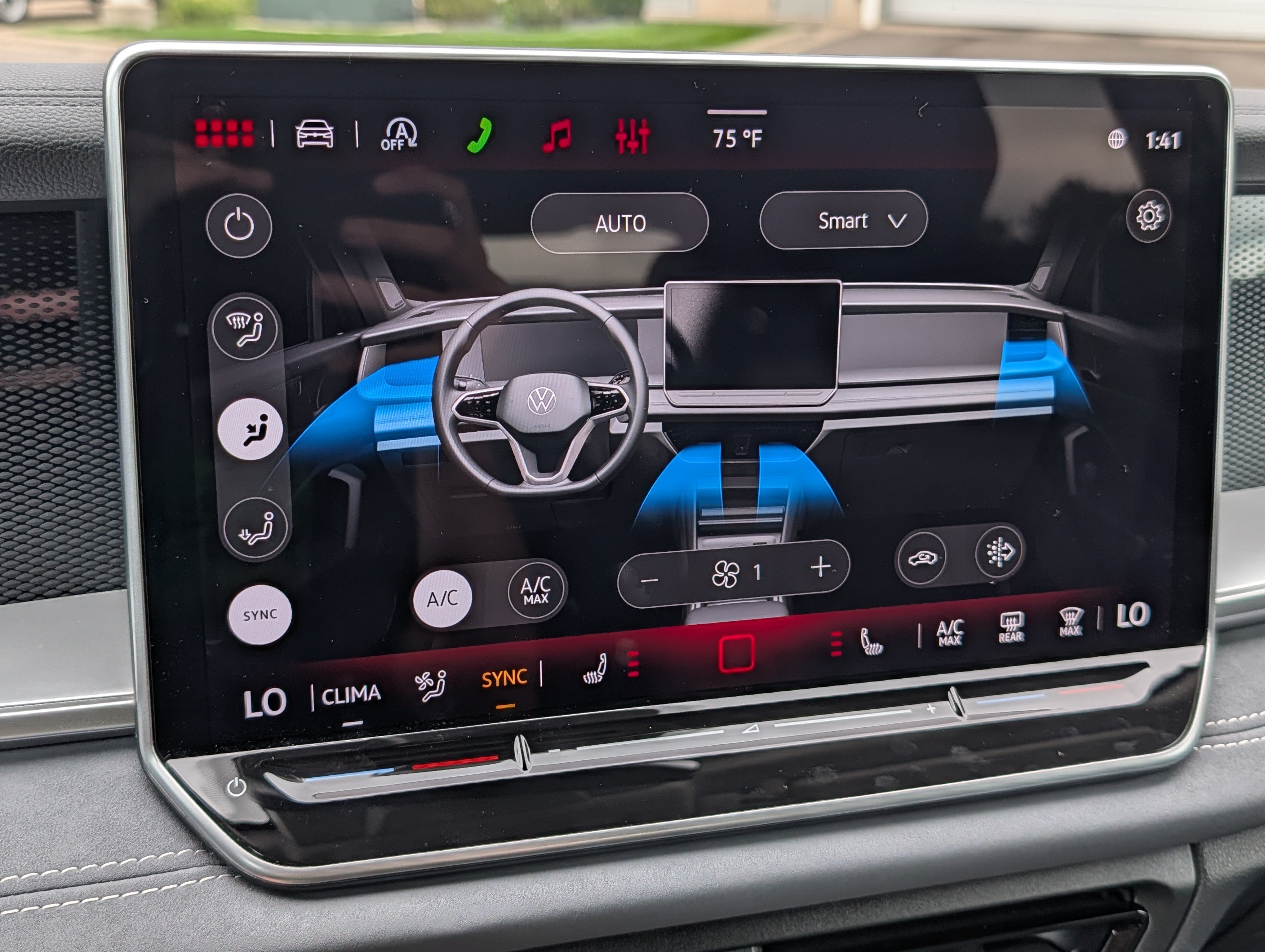 Certified 2026 Volkswagen Tiguan SE AWD/4WD image 23