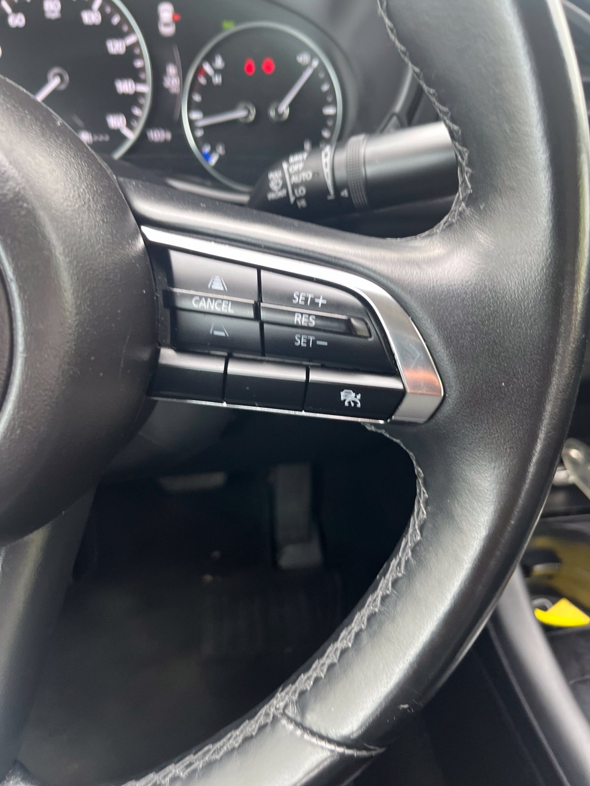 Certified 2025 MAZDA MAZDA3 s FWD image 21