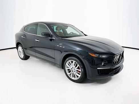 Used 2022 Maserati Levante GT image 1