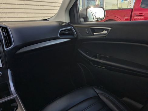 Used 2024 Ford Edge SEL image 16