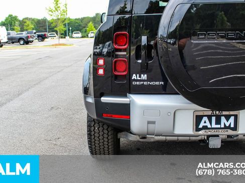 Used 2024 Land Rover Defender 110 S AWD/4WD image 12