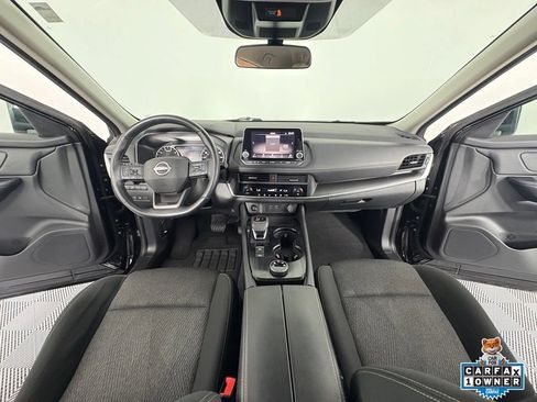 Used 2025 Nissan Rogue SV AWD/4WD image 4