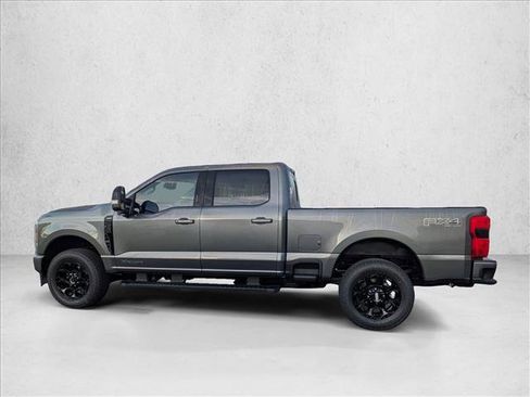 New 2026 Ford F250 Lariat w/ Black Appearance Package image 5