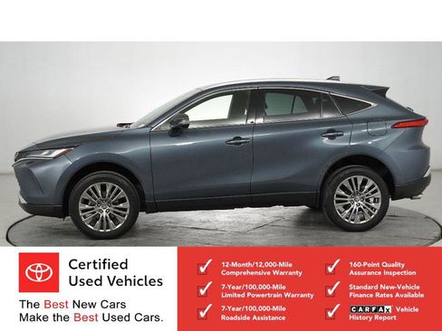 Certified 2022 Toyota Venza XLE image 4