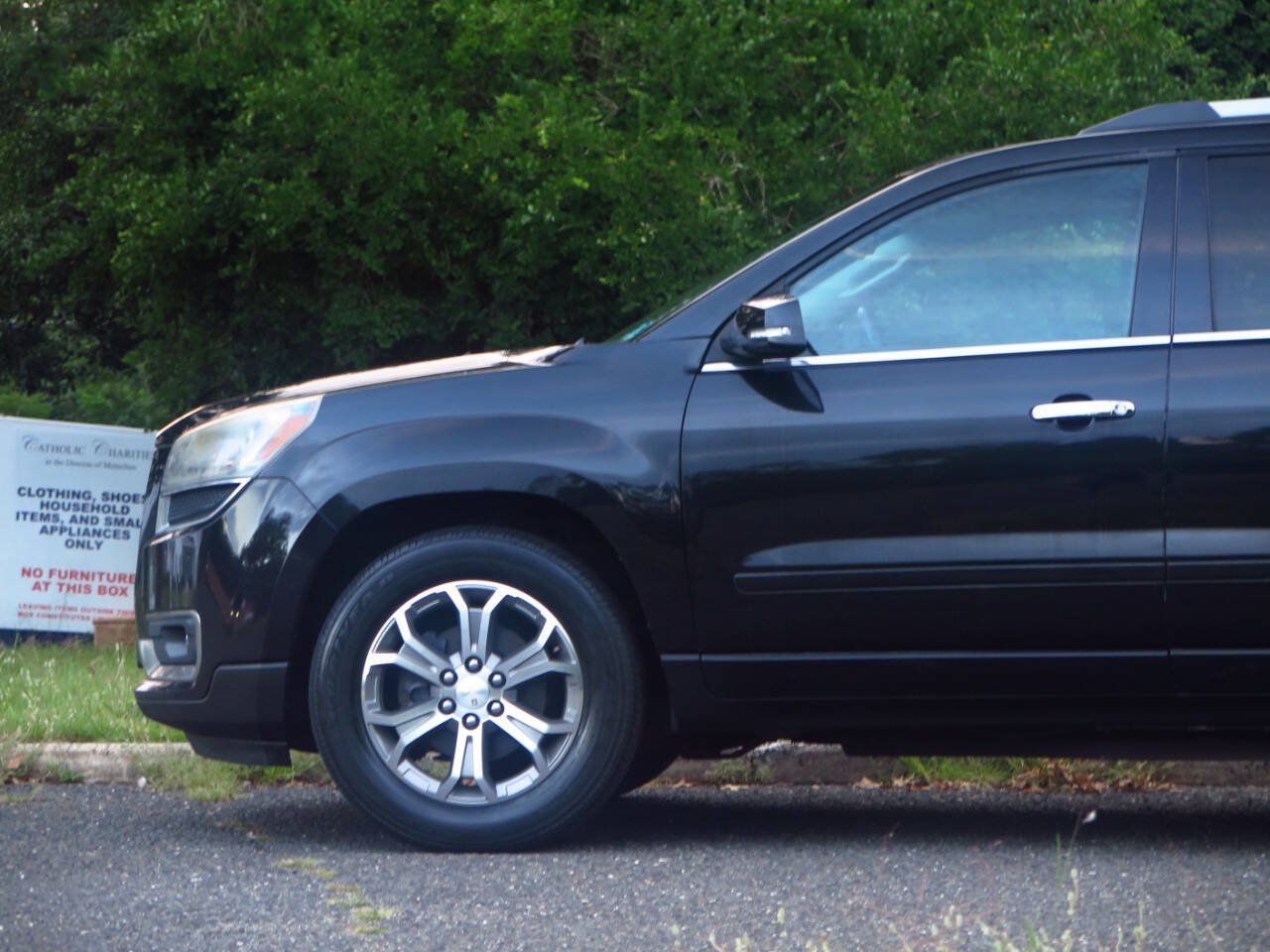 Used 2014 GMC Acadia SLT AWD/4WD image 25
