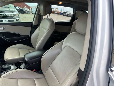 Used 2019 Hyundai Santa Fe XL image 37