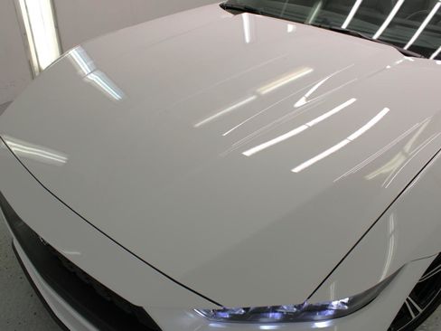 Used 2025 Ford Mustang Premium RWD image 17