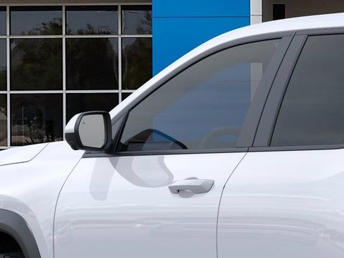 Used 2027 Chevrolet Equinox LT w/ Safety and Technology Package FWD image 12