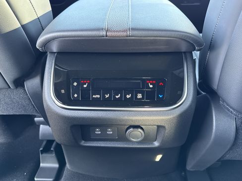 New 2026 Nissan Armada Platinum w/ Convenience Package AWD/4WD image 15