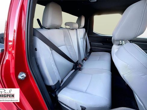 Used 2025 Toyota Tacoma SR5 image 26