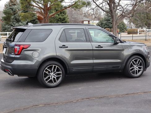 Used 2016 Ford Explorer Sport w/ Equipment Group 401A image 4
