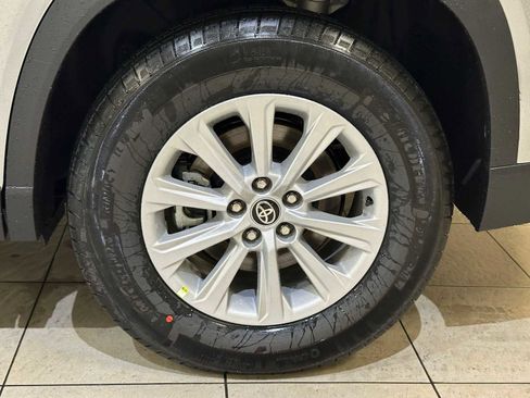 New 2026 Toyota Grand Highlander XLE AWD/4WD image 8