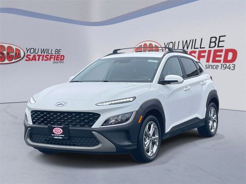 Used 2023 Hyundai Kona SEL w/ Cargo Package image 4