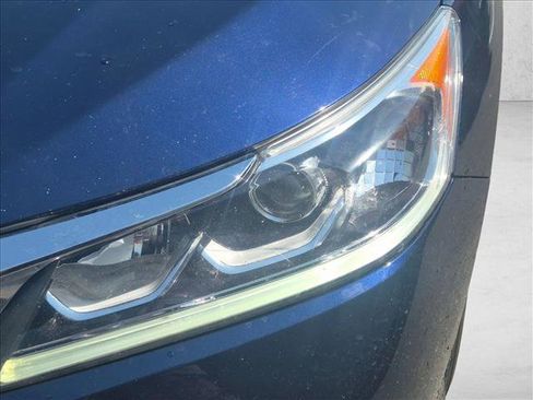 Used 2017 Honda Accord EX-L image 6