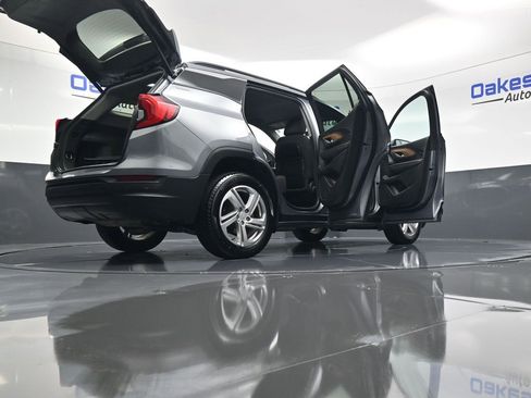 Used 2020 GMC Terrain SLE w/ Driver Convenience Package image 60