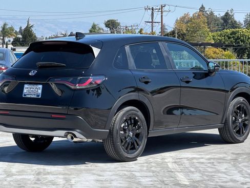 New 2026 Honda HR-V Sport image 4