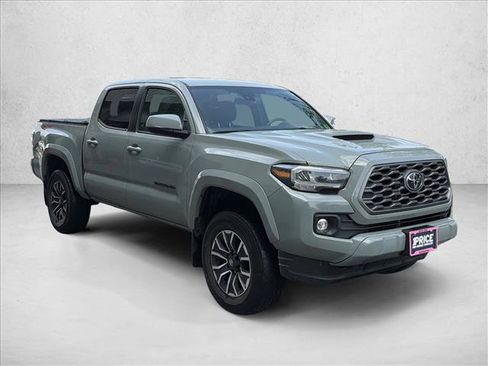 Used 2023 Toyota Tacoma TRD Sport AWD/4WD image 3