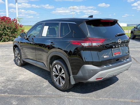 Used 2023 Nissan Rogue SV FWD image 34
