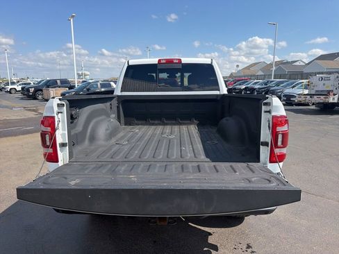 Used 2022 RAM 2500 Big Horn w/ Level C Equiment Group AWD/4WD image 46