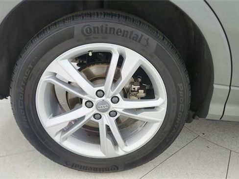 Used 2020 Audi Q3 2.0T Premium w/ Convenience Package image 59