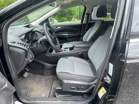 Used 2017 Ford Escape SE AWD/4WD image 12