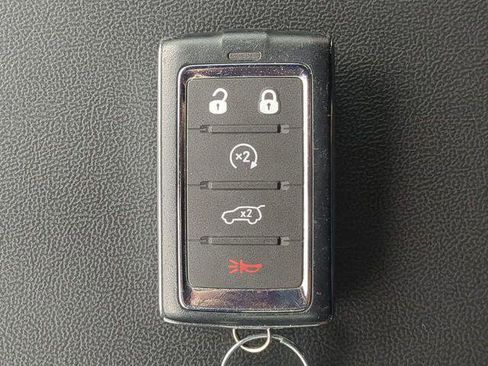 Certified 2025 Jeep Grand Cherokee L Limited w/ Luxury Tech Group II image 38