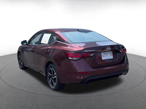 Used 2025 Nissan Sentra SV FWD image 11