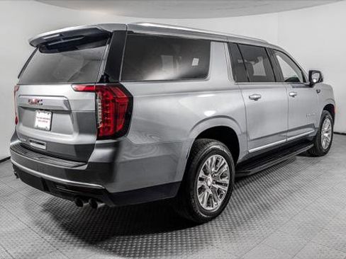Used 2024 GMC Yukon XL Denali RWD image 8