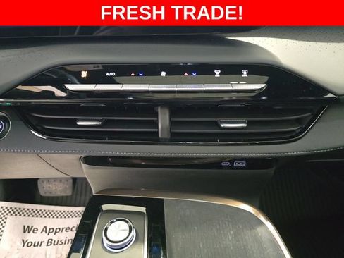 Used 2025 Buick Enclave Avenir w/ Super Cruise Package AWD/4WD image 18