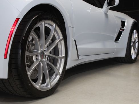 Used 2018 Chevrolet Corvette Grand Sport image 22