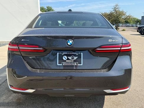Certified 2026 BMW 540i xDrive AWD/4WD image 4