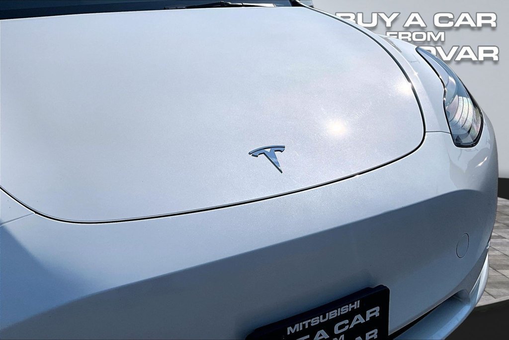 Used 2023 Tesla Model Y Long Range AWD/4WD image 28