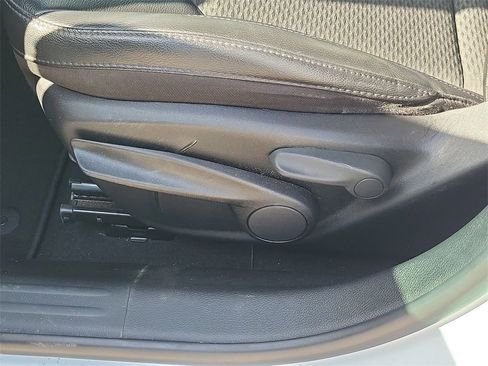 Used 2022 Jeep Compass Latitude image 14