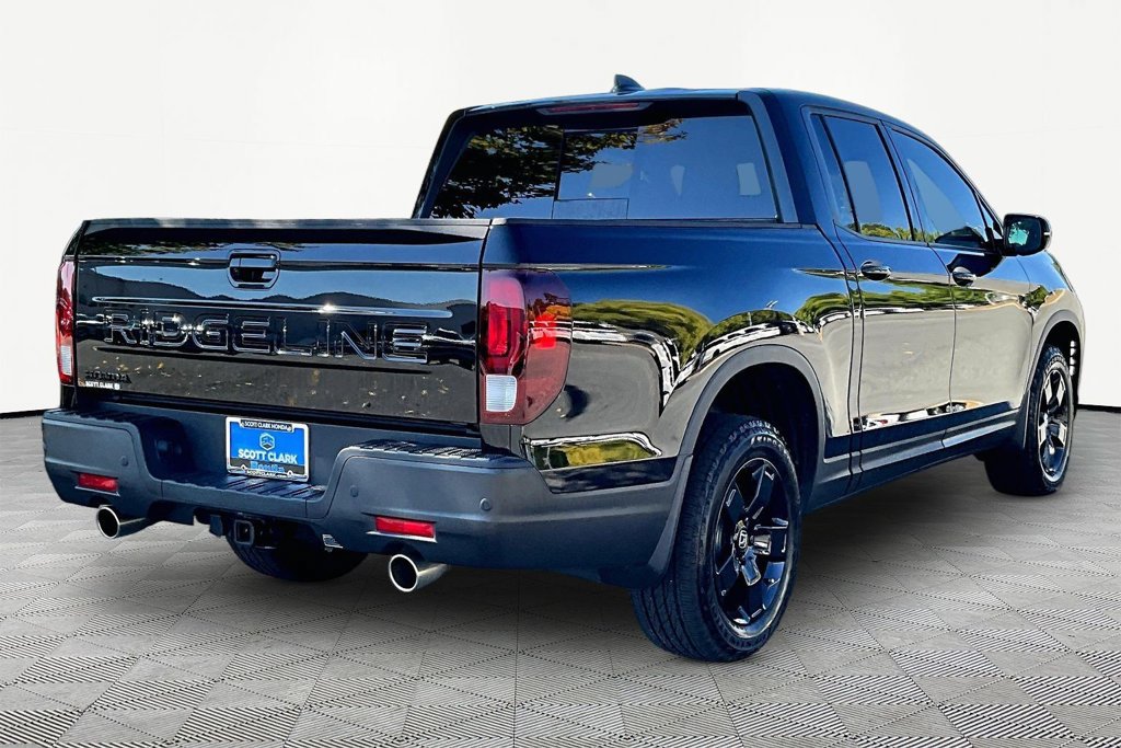 Used 2026 Honda Ridgeline Black Edition image 6