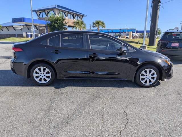 New 2027 Toyota Corolla LE FWD image 2