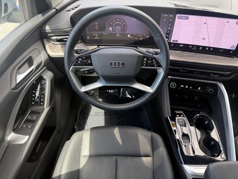 Used 2026 Audi Q5 Premium AWD/4WD image 15