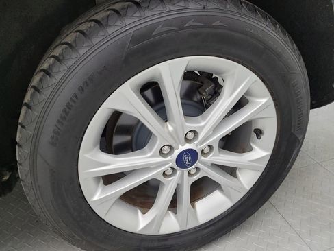 Used 2018 Ford Escape SEL image 31